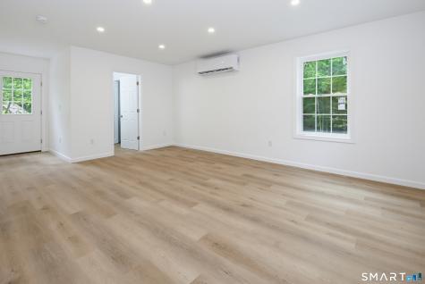 25 Bebbington Road Ashford CT 06278