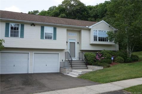 8 Pelham Avenue Hamden CT 06518