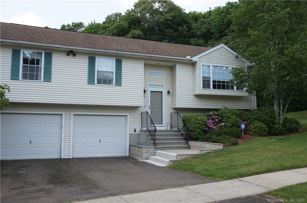 8 Pelham Avenue Hamden CT 06518
