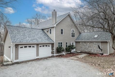 8 Pebble Lane New Milford CT 06776