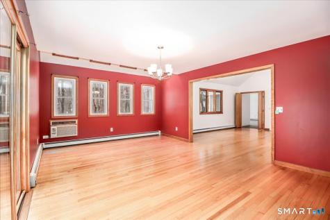 8 Pebble Lane New Milford CT 06776