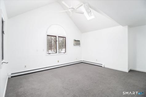 8 Pebble Lane New Milford CT 06776