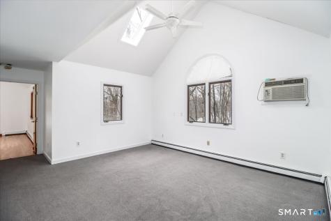 8 Pebble Lane New Milford CT 06776