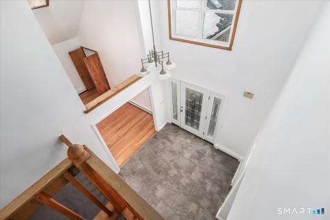 8 Pebble Lane New Milford CT 06776