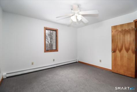 8 Pebble Lane New Milford CT 06776