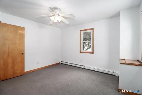 8 Pebble Lane New Milford CT 06776