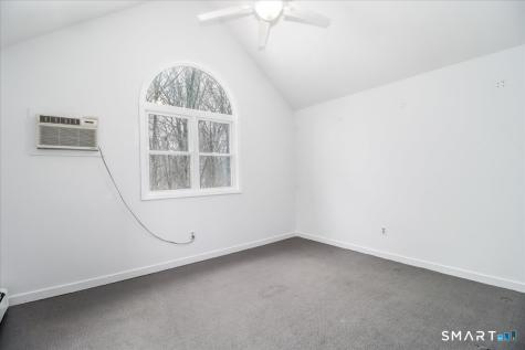 8 Pebble Lane New Milford CT 06776