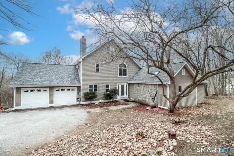 8 Pebble Lane New Milford CT 06776
