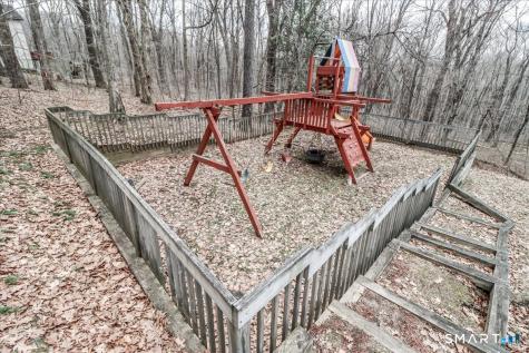 8 Pebble Lane New Milford CT 06776