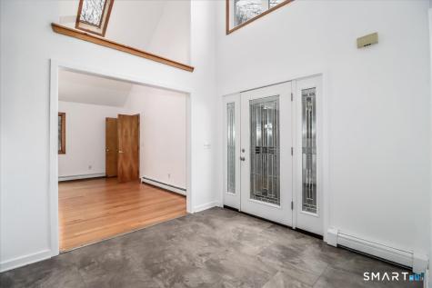 8 Pebble Lane New Milford CT 06776