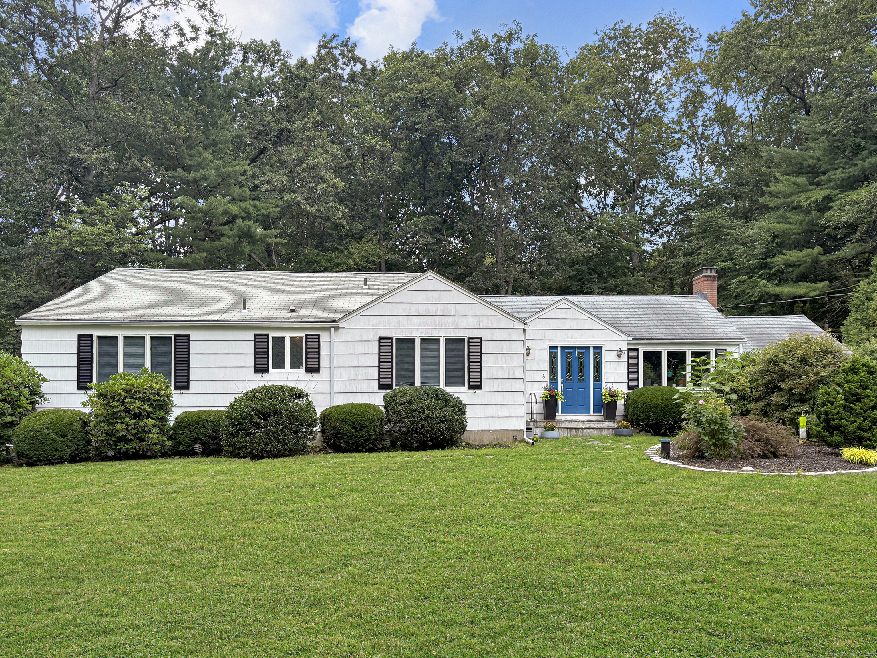 96 Moravia Road Avon CT 06001