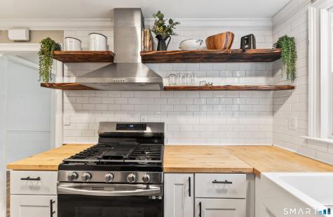 6 Prospect Drive Newtown CT 06470