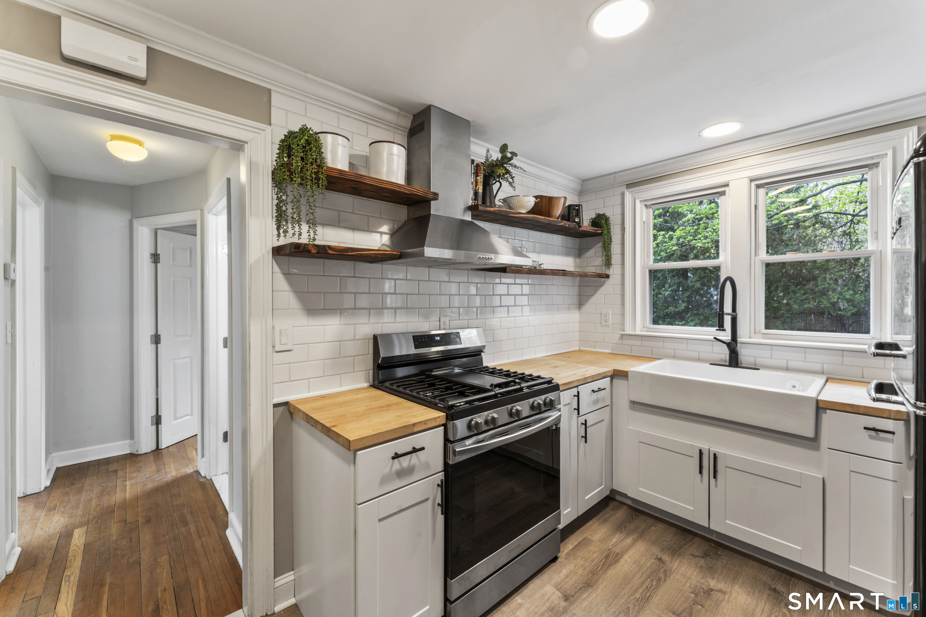 6 Prospect Drive Newtown CT 06470
