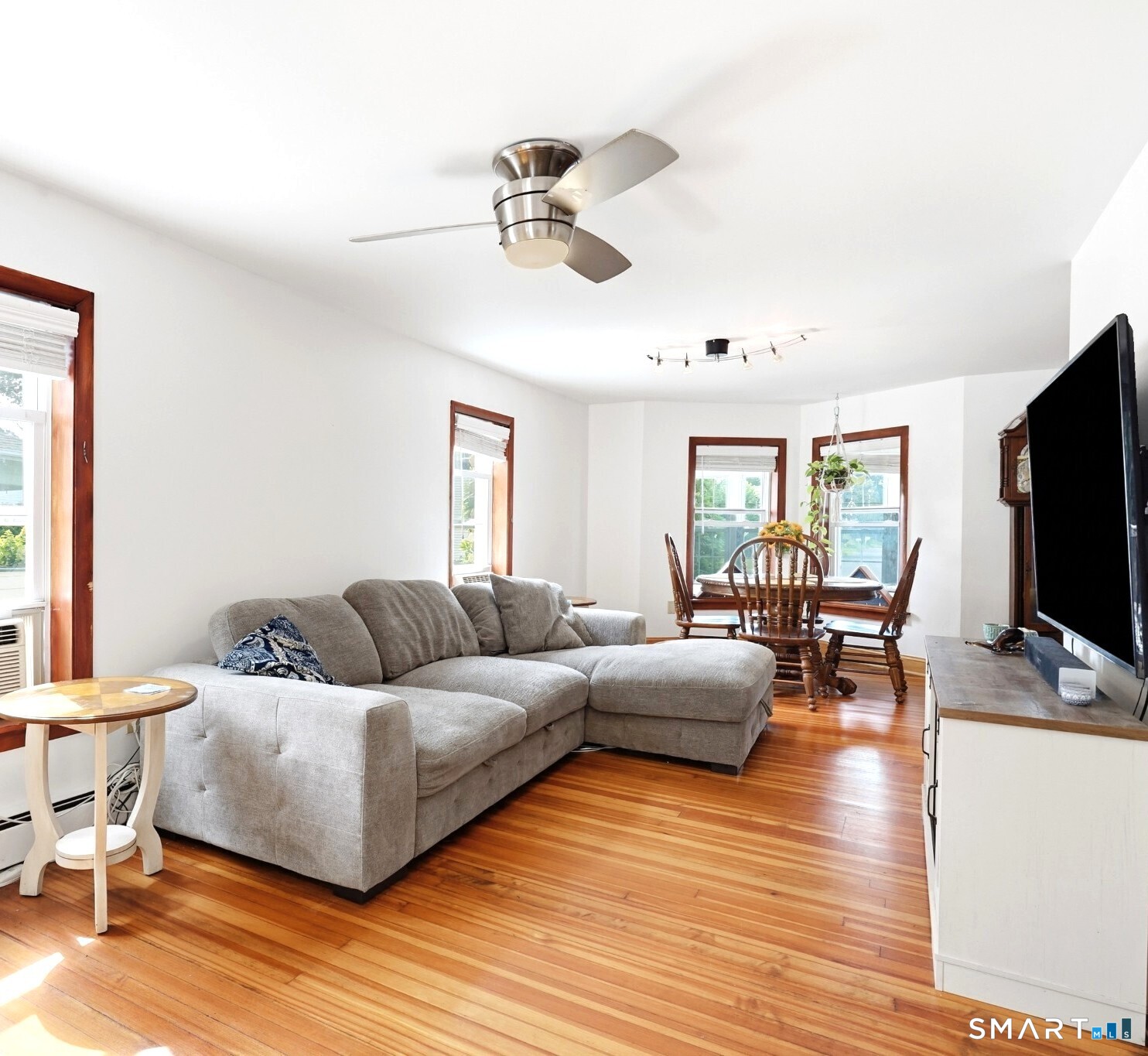 13 Snowden Street Waterford CT 06385