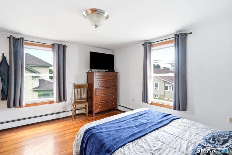 13 Snowden Street Waterford CT 06385