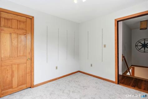 13 Snowden Street Waterford CT 06385