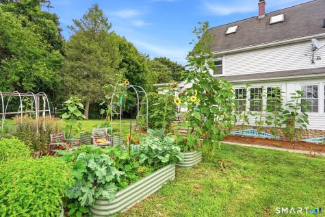 13 Snowden Street Waterford CT 06385