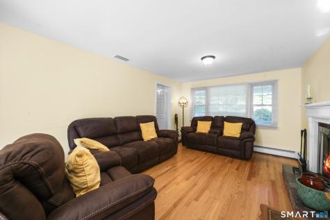 15 Butternut Drive Bloomfield CT 06002