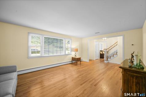 15 Butternut Drive Bloomfield CT 06002