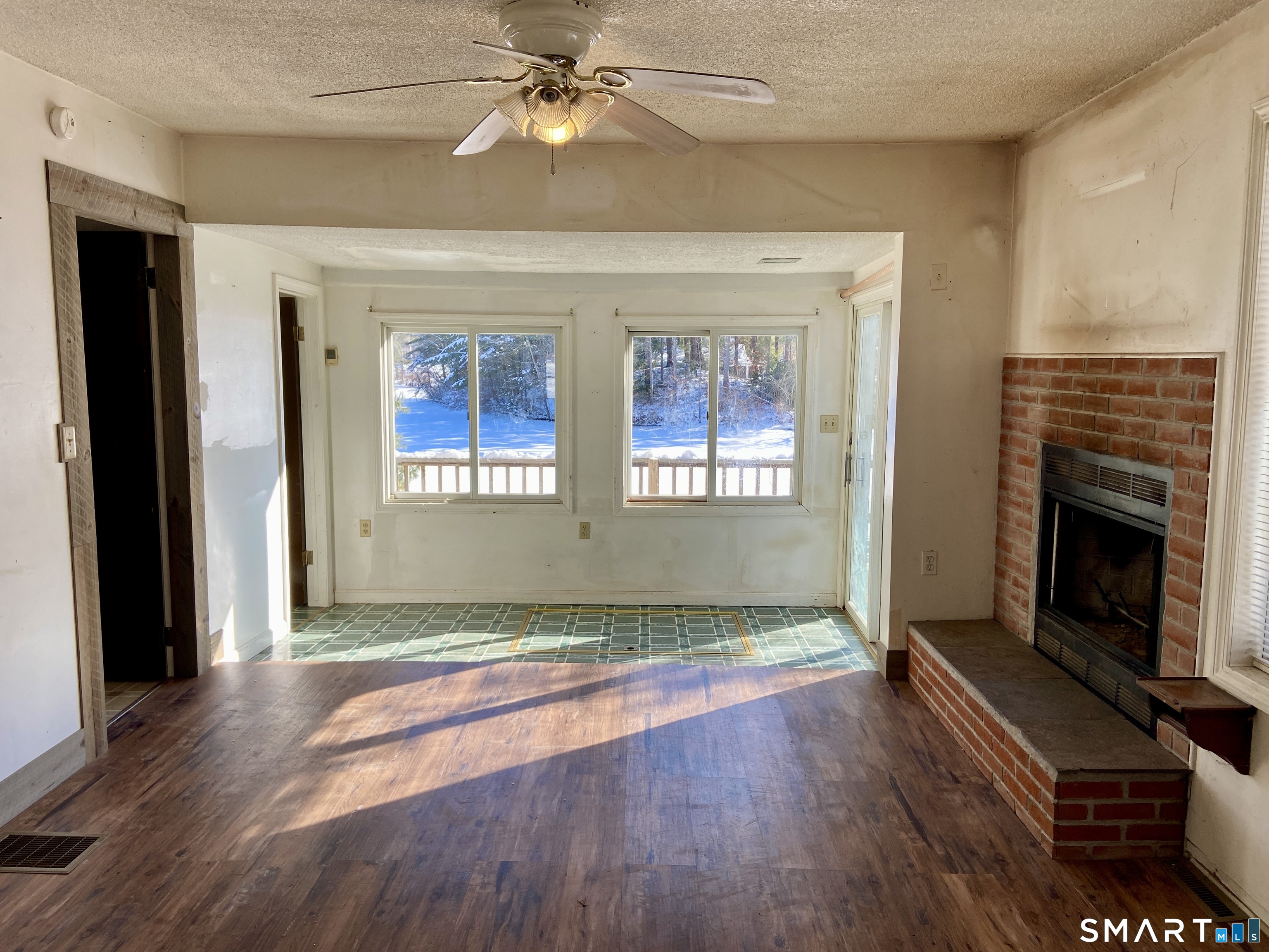 11 Wrightson Drive Thompson CT 06277