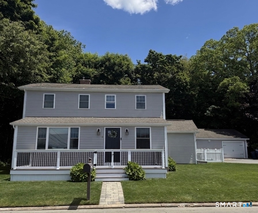 3 Middle Street Waterford CT 06385