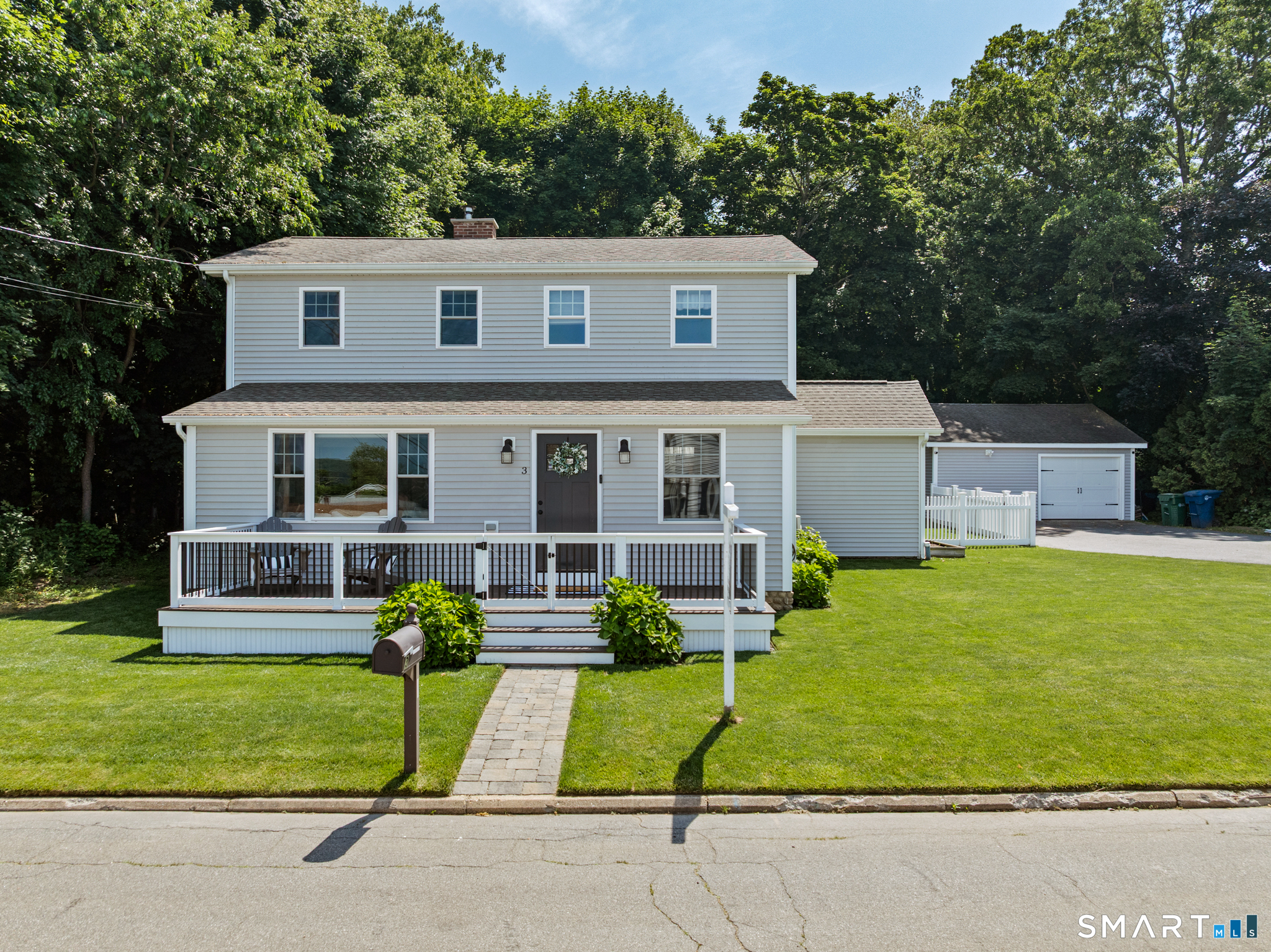 3 Middle Street Waterford CT 06385