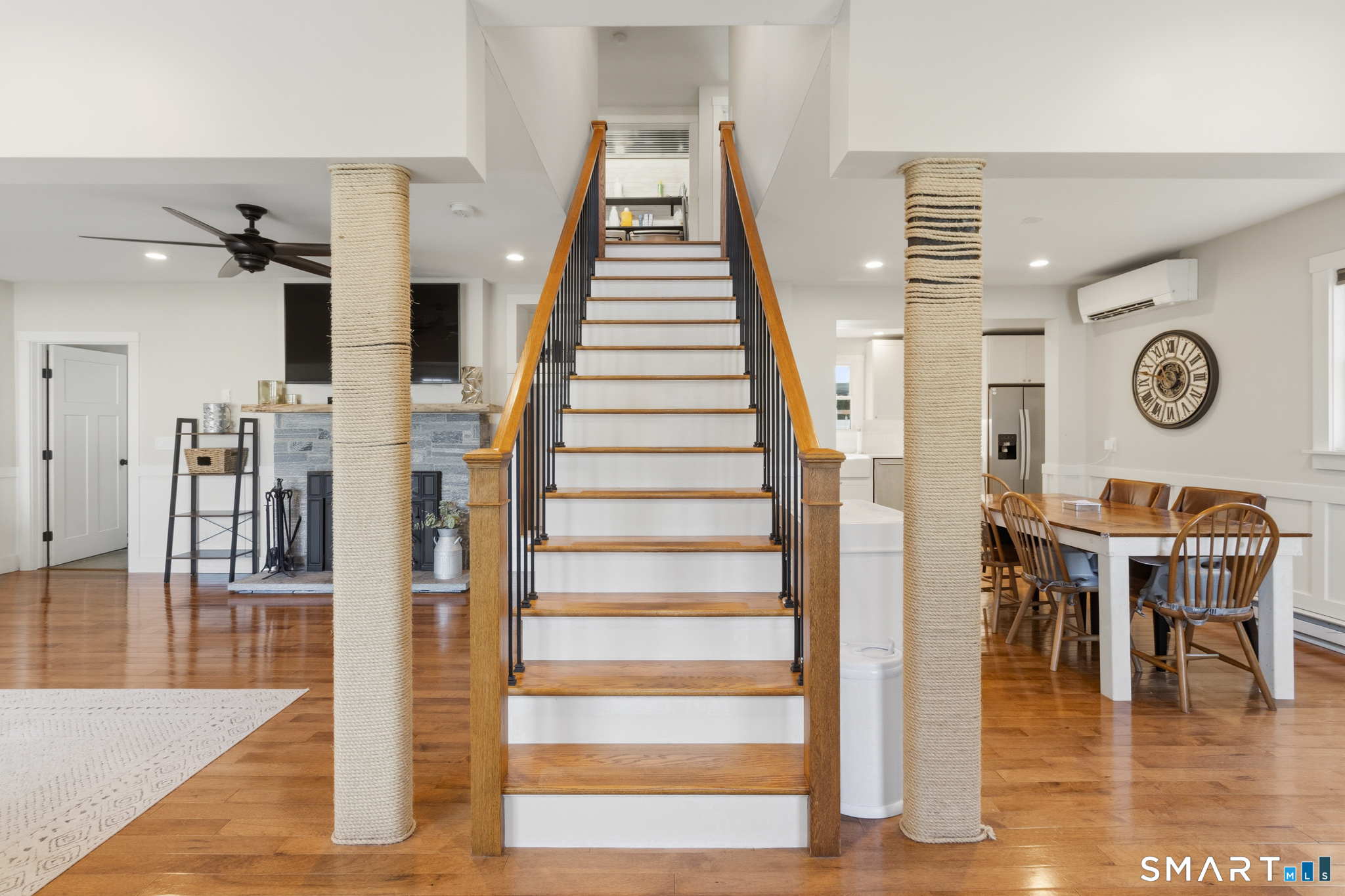 3 Middle Street Waterford CT 06385