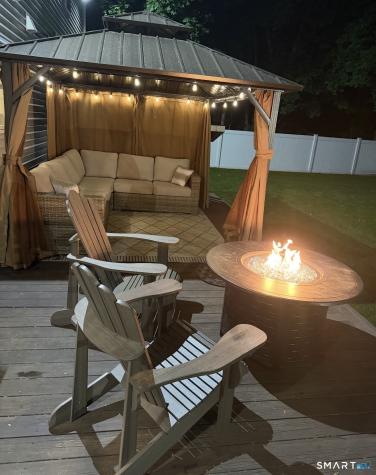 3 Middle Street Waterford CT 06385