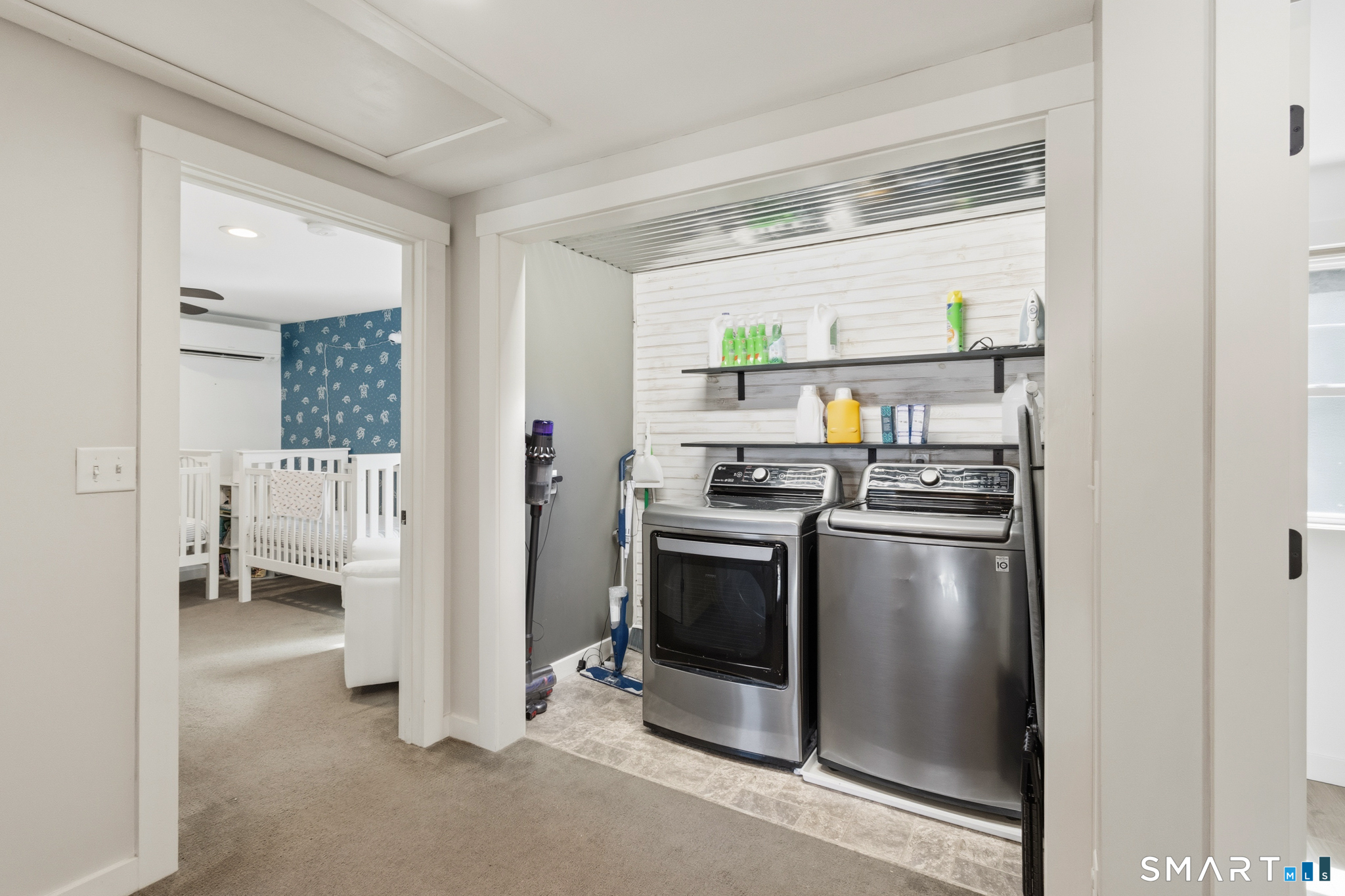 3 Middle Street Waterford CT 06385
