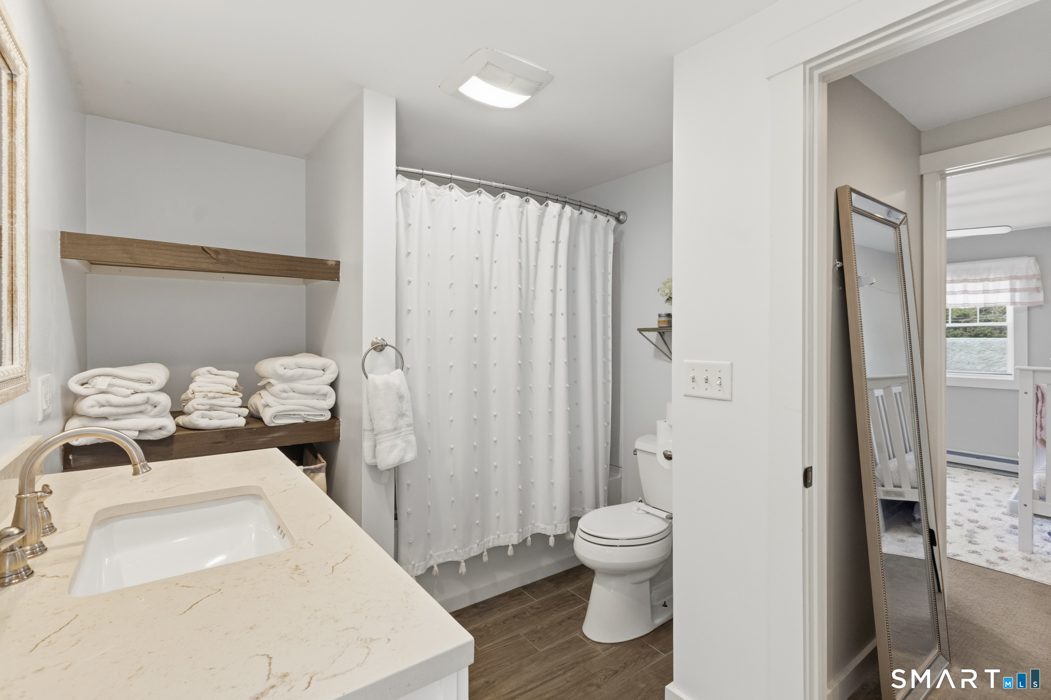 3 Middle Street Waterford CT 06385