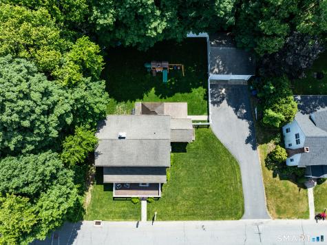 3 Middle Street Waterford CT 06385