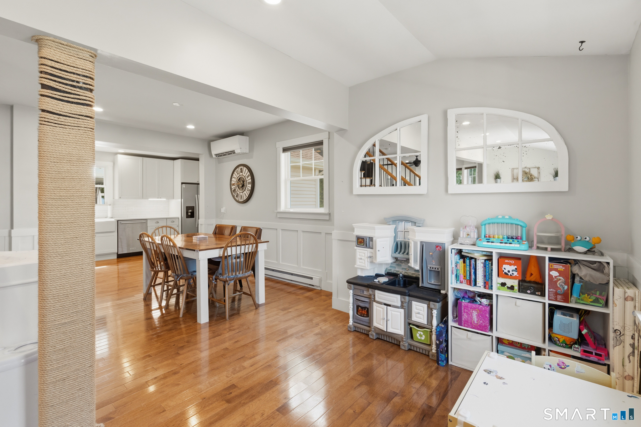 3 Middle Street Waterford CT 06385
