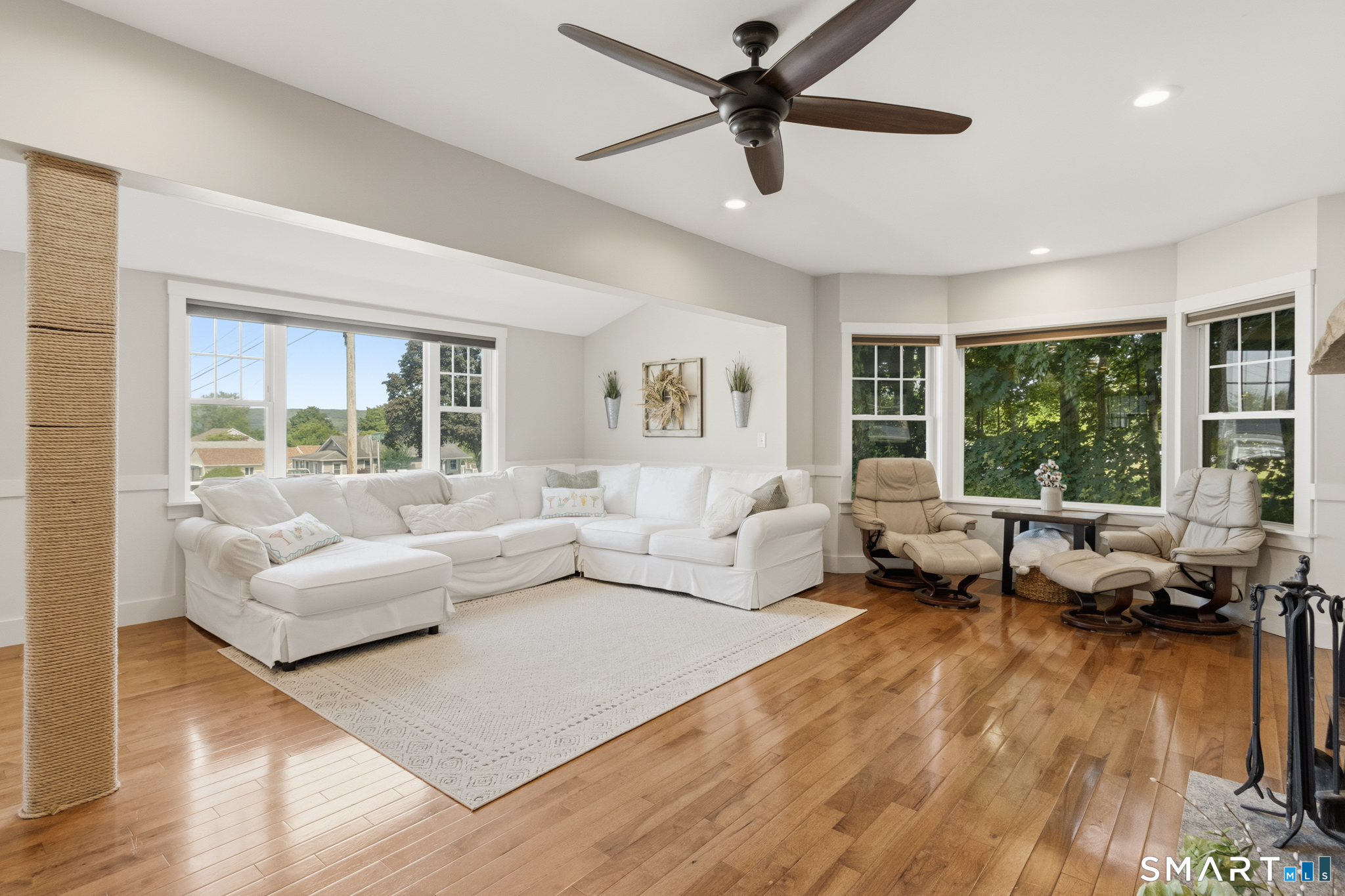 3 Middle Street Waterford CT 06385