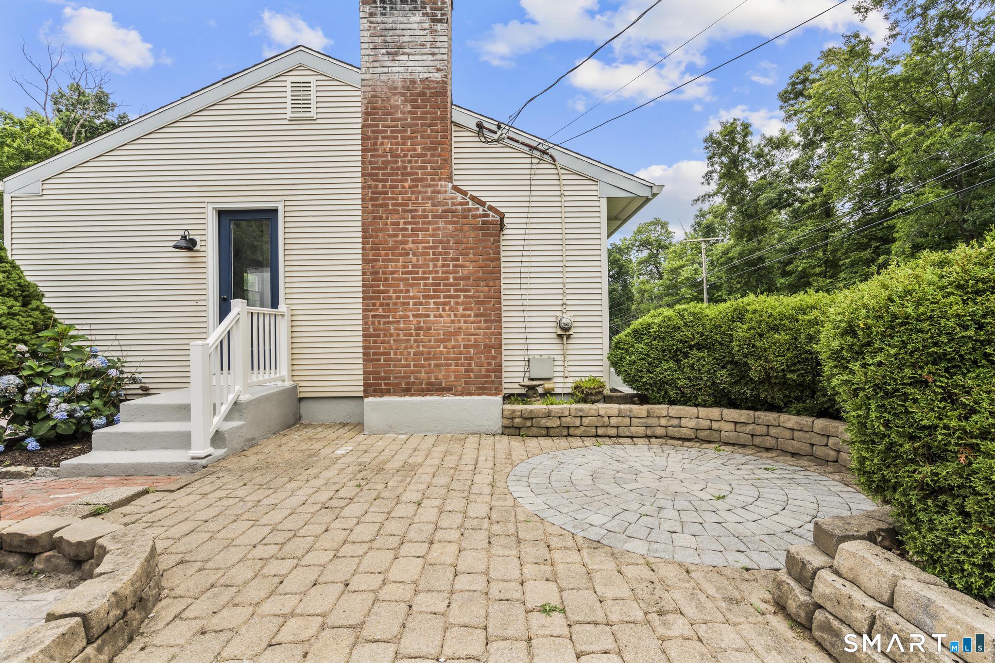 76 Schofield Road Willington CT 06279