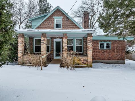 9 Ellis Road East Hampton CT 06424