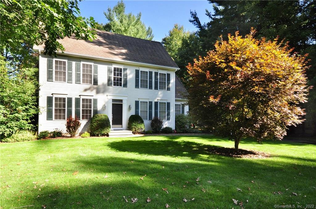 11 Rebecca Lane Simsbury CT 06070