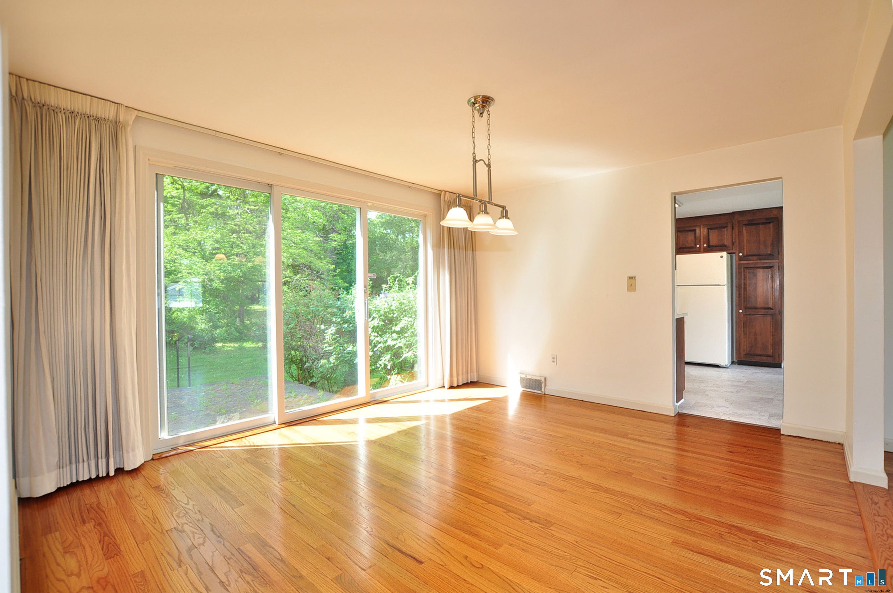 37 Pilgrim Drive Windsor CT 06095