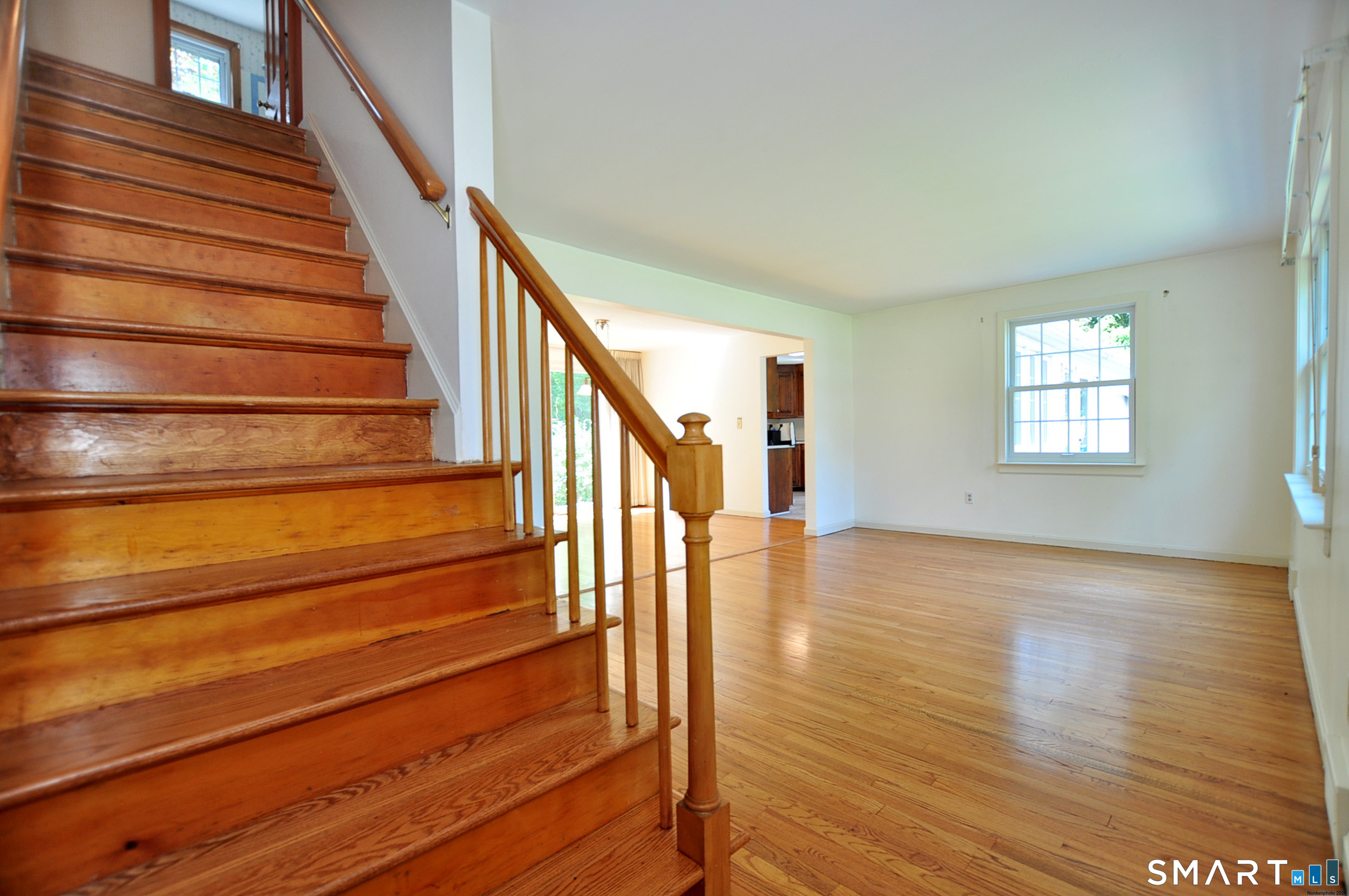 37 Pilgrim Drive Windsor CT 06095