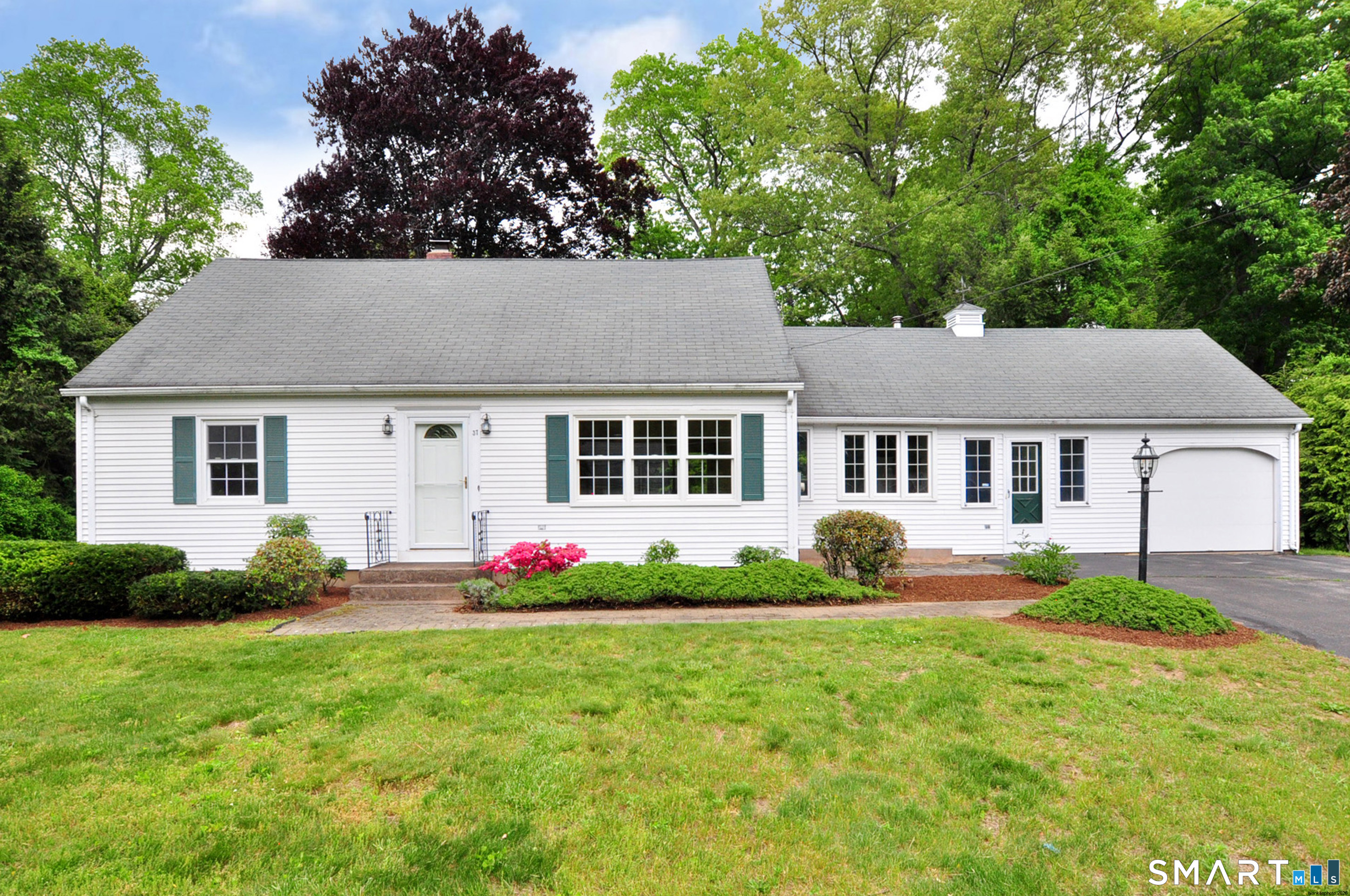 37 Pilgrim Drive Windsor CT 06095
