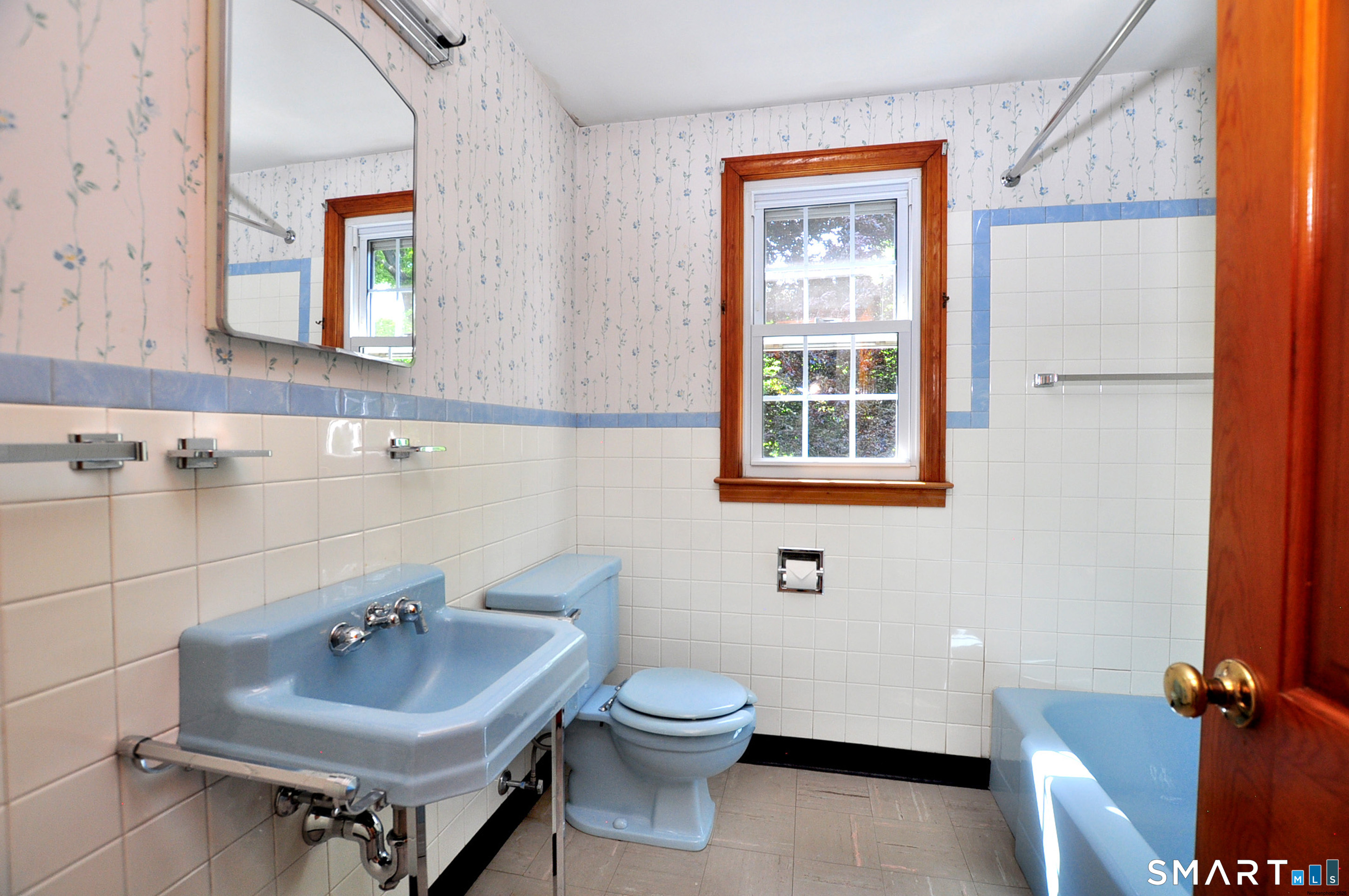 37 Pilgrim Drive Windsor CT 06095