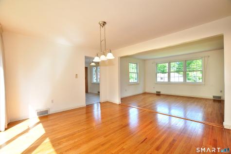 37 Pilgrim Drive Windsor CT 06095