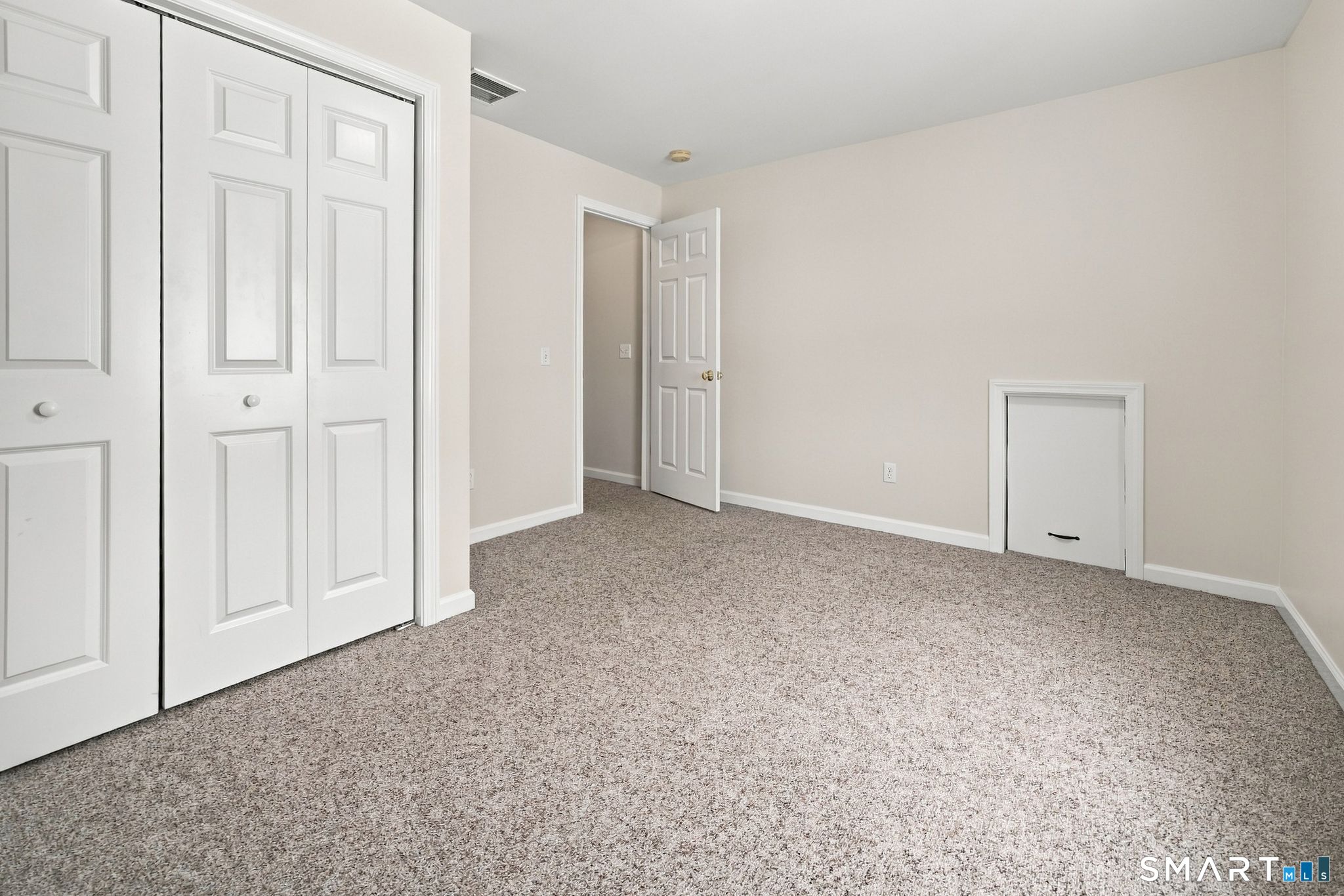 6 Windermere Village Road Ellington CT 06029