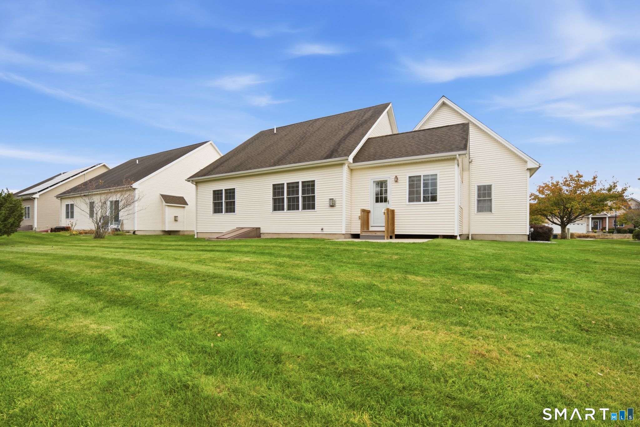 6 Windermere Village Road Ellington CT 06029