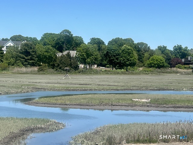 153 Middle Beach Road Madison CT 06443