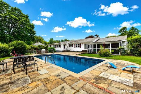 52 Lauderdale Drive Trumbull CT 06611
