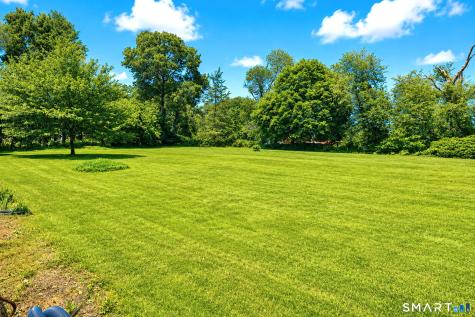 52 Lauderdale Drive Trumbull CT 06611