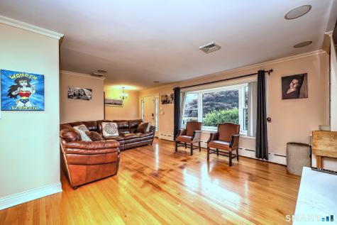 52 Lauderdale Drive Trumbull CT 06611
