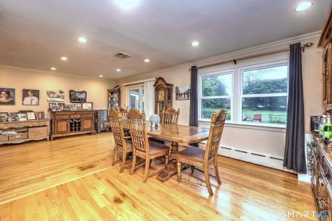 52 Lauderdale Drive Trumbull CT 06611