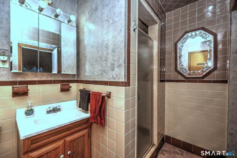 52 Lauderdale Drive Trumbull CT 06611