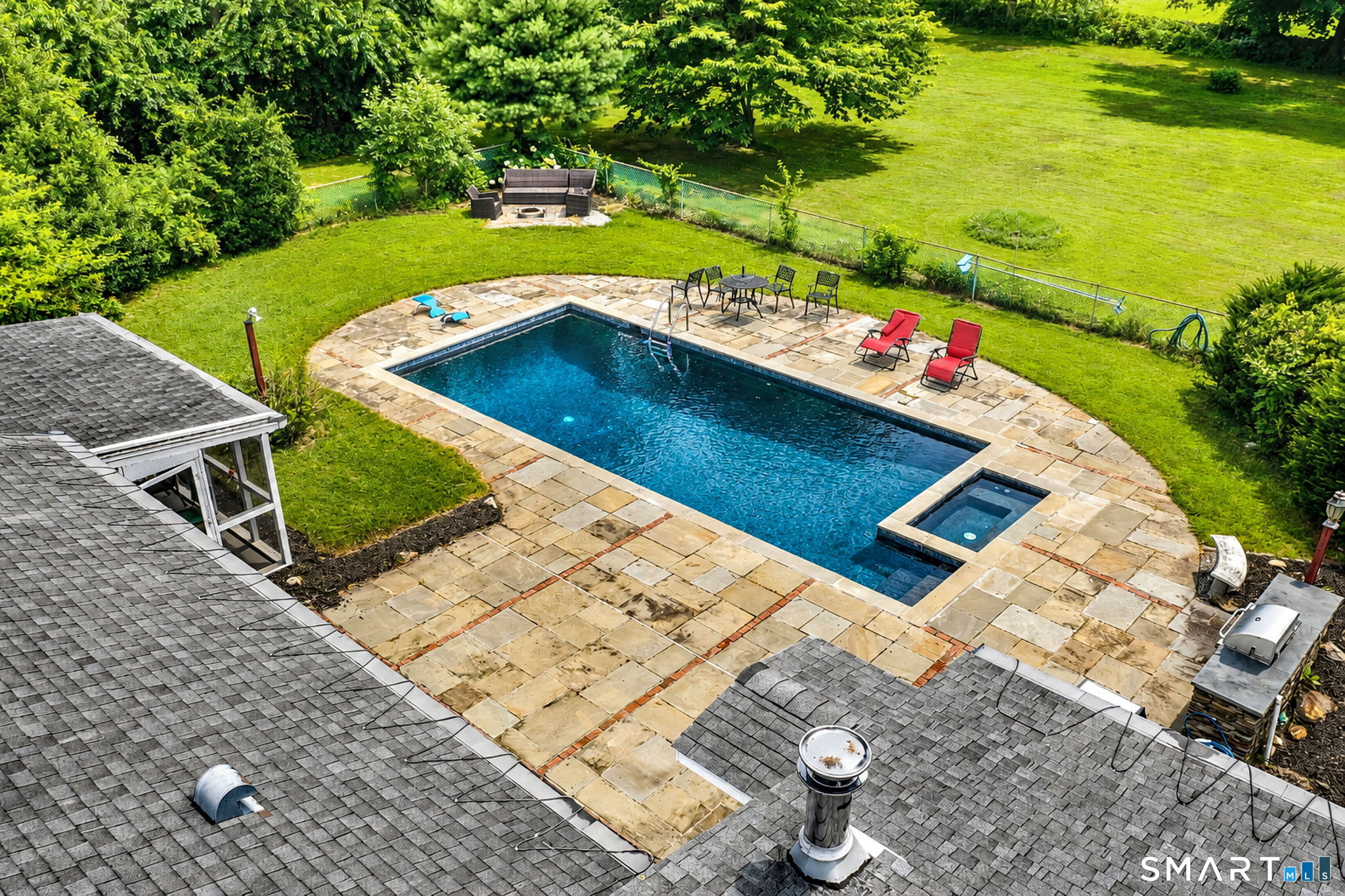52 Lauderdale Drive Trumbull CT 06611